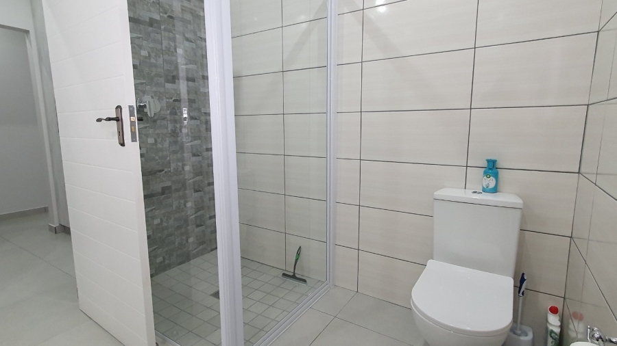 3 Bedroom Property for Sale in Dana Bay Western Cape